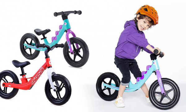 fotka zľavy Už malé detičky naučíte bicyklovať. S kvalitnými odrážadlami RoyalBaby im to pôjde jedna radosť. Majú ľahkú, pevnú konštrukciu a sú vhodné pre deti od 3 rokov!