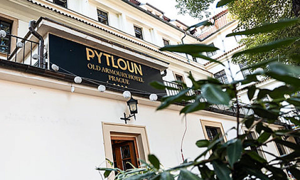 fotka zľavy Historické centrum Prahy s hotelom Pytloun Old Armoury****